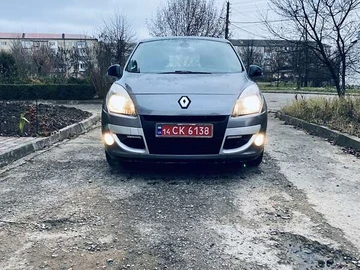Авто Renault Scenic 2011 № 8252231