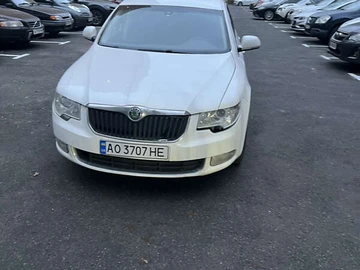 Авто Skoda Superb 2012 № 8252316
