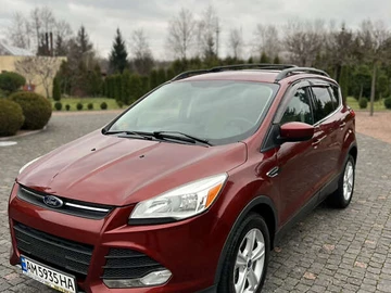 Авто Ford Escape 2013 № 8252352