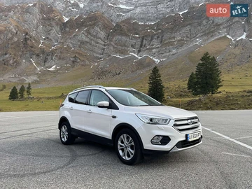 Авто Ford Kuga 2019 № 8252495