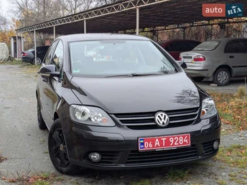 Авто Volkswagen Golf Plus 2005 № 8252992