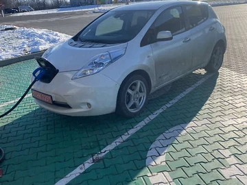 Авто Nissan Leaf 2014 № 8253132