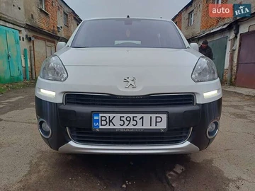 Авто Peugeot Partner 2014 № 8253149