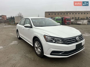 Авто Volkswagen Passat 2018 № 8253238