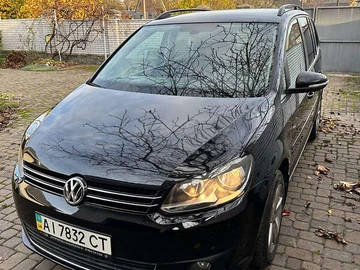 Авто Volkswagen Touran 2011 № 8253348