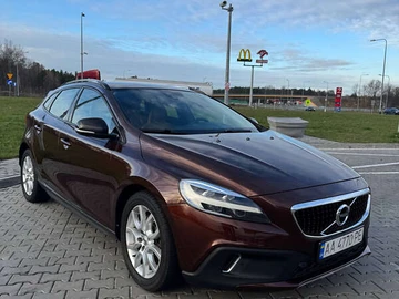 Авто Volvo V40 Cross Country 2016 № 8253383