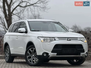 Авто Mitsubishi Outlander 2015 № 8253459