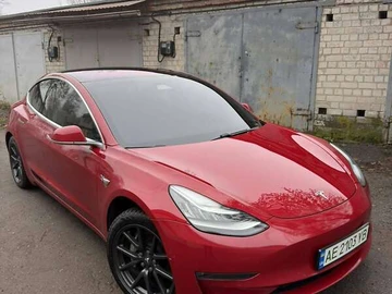 Авто Tesla Model 3 2018 № 8253471