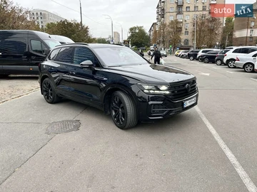 Авто Volkswagen Touareg 2023 № 8253631