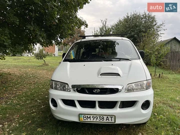 Авто Hyundai H-1 2004 № 8253645