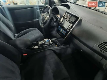 Авто Nissan Leaf 2016 № 8253993