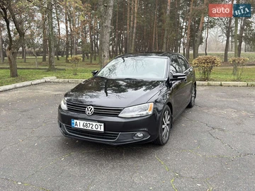 Авто Volkswagen Jetta 2013 № 8253997