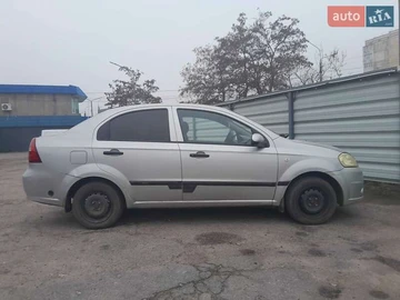 Авто Chevrolet Aveo 2006 № 8254133