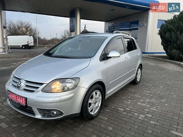 Авто Volkswagen Golf Plus 2008 № 8254177