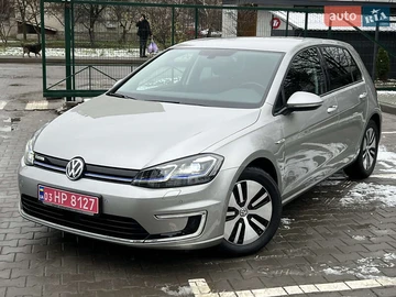 Авто Volkswagen E-Golf 2017 № 8254264