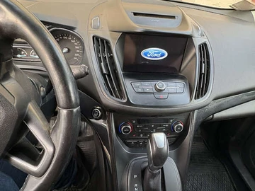 Авто Ford Kuga 2017 № 8254369