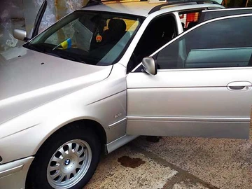 Авто BMW 5 Series 2002 № 8254581