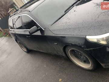Авто BMW 5 Series 2004 № 8254596