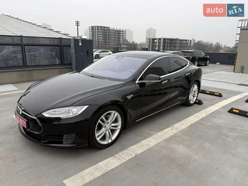 Авто Tesla Model S 2015 № 8254689