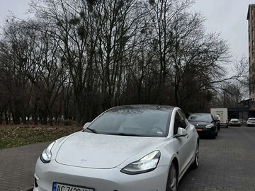 Авто Tesla Model 3 2019 № 8254715