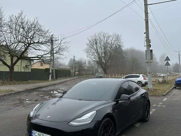 Авто Tesla Model 3 2019 № 8254731