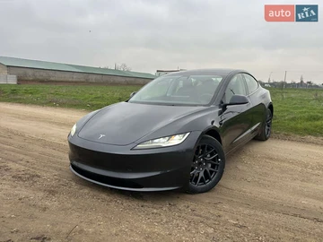 Авто Tesla Model 3 2024 № 8254755