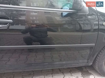 Авто Volkswagen Golf 2001 № 8254865