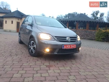 Авто Volkswagen Golf Plus 2006 № 8254935
