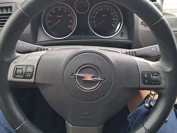 Авто Opel Zafira 2006 № 8254945