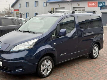 Авто Nissan E-Nv200 2015 № 8255263