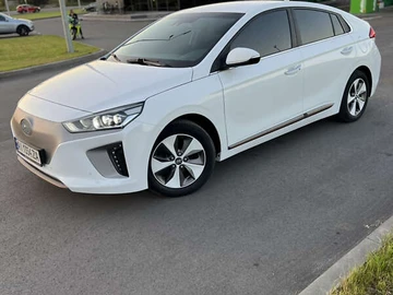 Авто Hyundai Ioniq 2016 № 8255313
