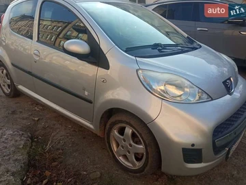 Авто Peugeot 107 2011 № 8255998