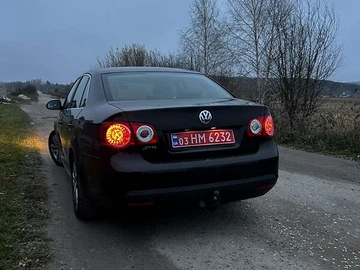 Авто Volkswagen Jetta 2008 № 8256037