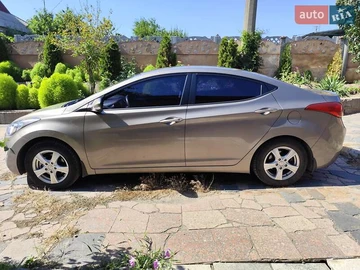 Авто Hyundai Elantra 2013 № 8256119