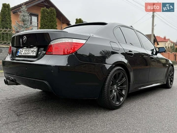 Авто BMW 5 Series 2005 № 8256153