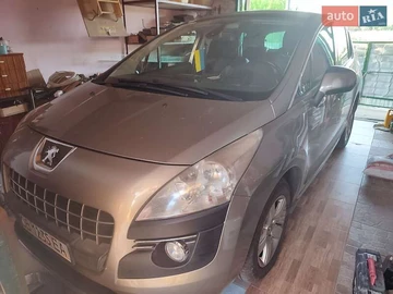 Авто Peugeot 3008 2011 № 8256235