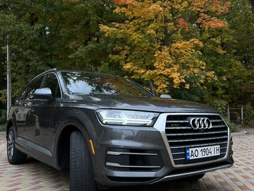 Авто Audi Q7 2018 № 8256337