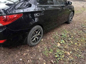Авто Hyundai Accent 2013 № 8256816