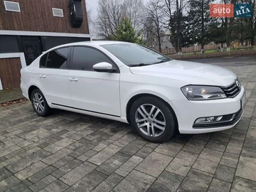 Авто Volkswagen Passat 2011 № 8256835