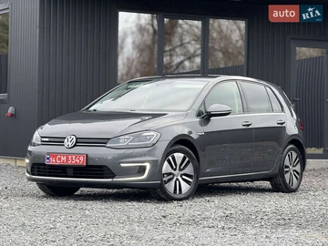 Авто Volkswagen E-Golf 2018 № 8256885