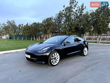 Авто Tesla Model 3 2019 № 8256902