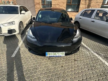 Авто Tesla Model 3 2019 № 8256921