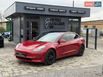 Авто Tesla Model 3 2022 № 8256930