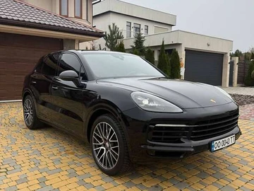 Авто Porsche Cayenne 2017 № 8257128