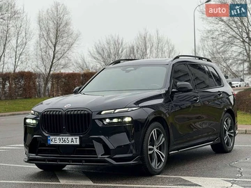 Авто BMW X7 2022 № 8257134
