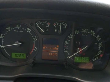 Авто Skoda Octavia 2002 № 8257173