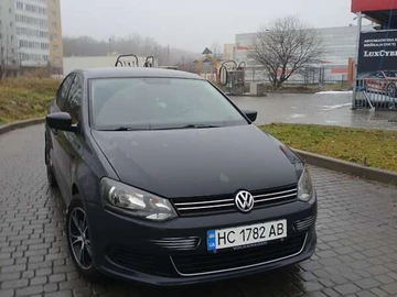 Авто Volkswagen Polo 2012 № 8257214