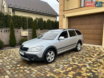 Авто Skoda Octavia Scout 2010 № 8257278