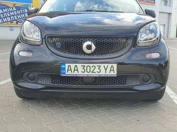 Авто smart Eq Forfour 2019 № 8257281