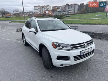 Авто Volkswagen Touareg 2014 № 8257425